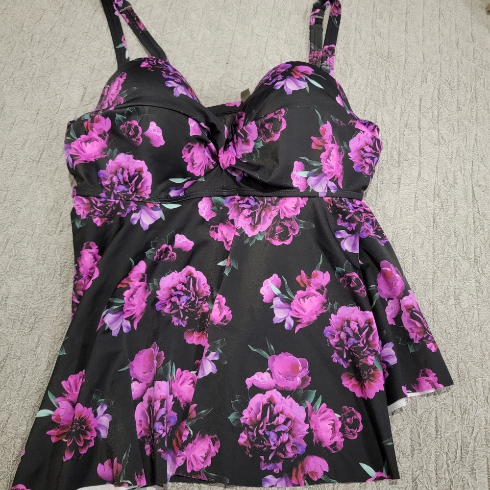 Torrid tankini size 1